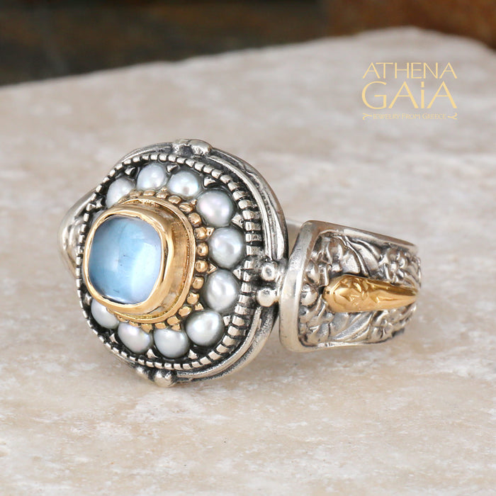 Pearl Fountain Soft Square Ring