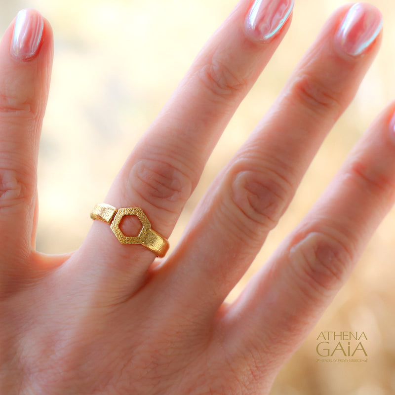 Single Honeycomb Ring - 14k Gold Ring