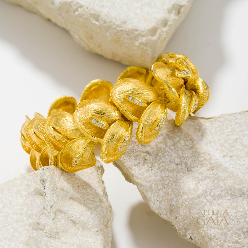 Golden Peonies Gala Bracelet - 18k Gold Bracelet