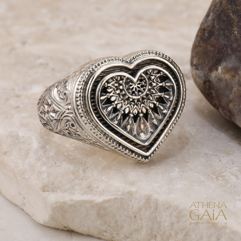 Heart Dream Catcher Talisman Ring - Sterling Silver - Signet Ring