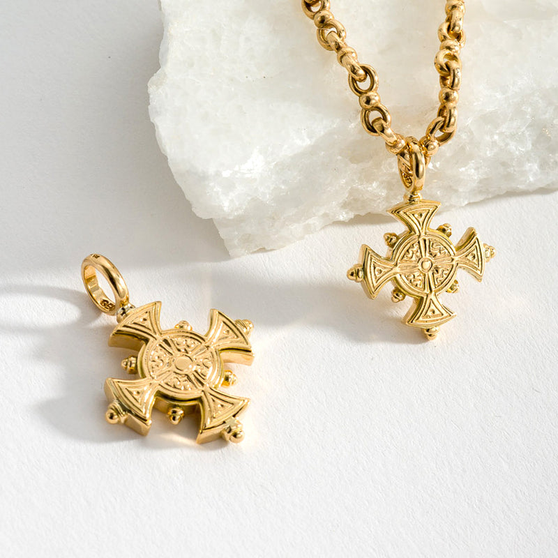 The Maltese Cross (Large) - 18k Gold - Cross Necklace