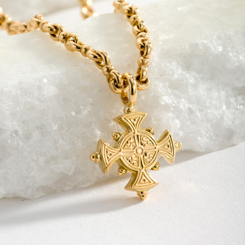 The Maltese Cross (Large) - 18k Gold - Cross Necklace