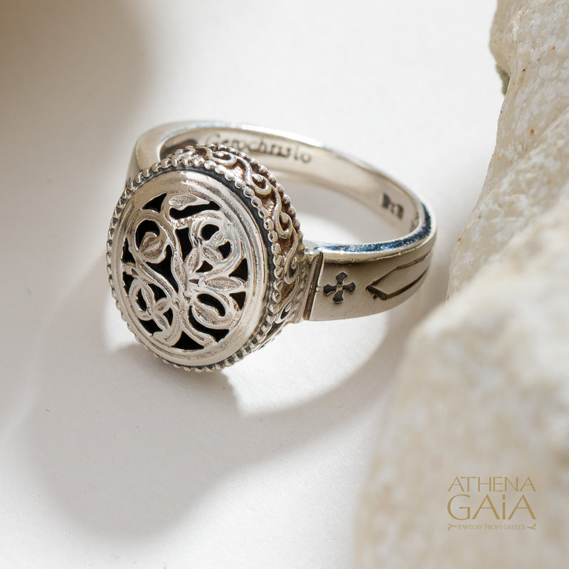 Garden Shadows Mini Oval Ring - Sterling Silver - Signet Ring