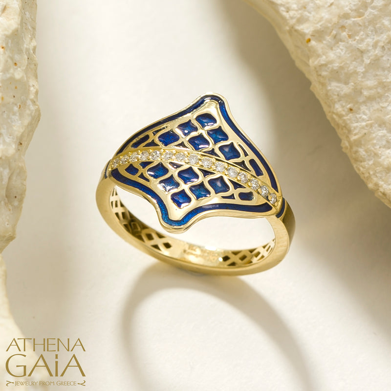 Periklista Enamel Crest Ring - 18k Gold - Cocktail Ring