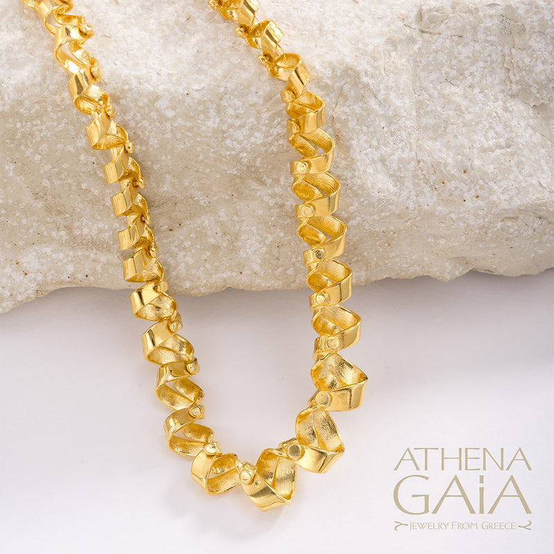 Looping Ribbon Necklace - 18k Gold Necklace - Collar Necklace
