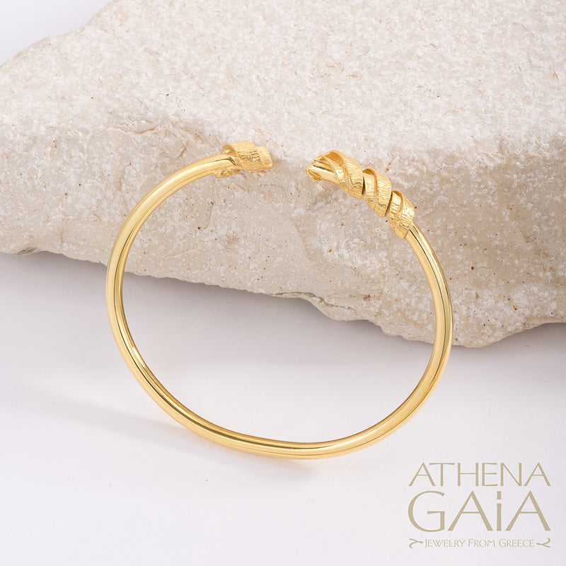 Wide Looping Ribbon Bracelet - 18k Gold - Cuff Bracelet