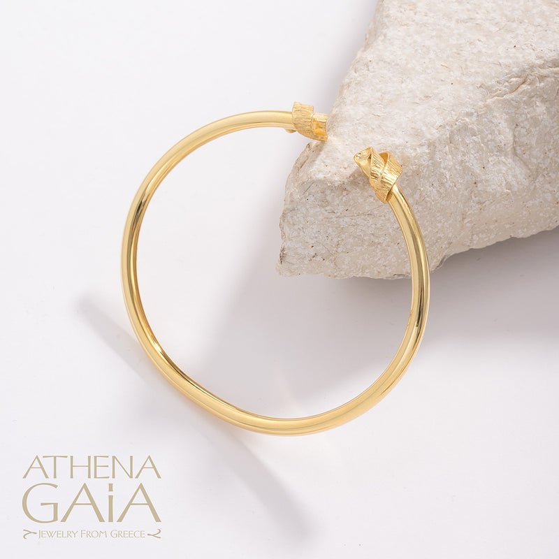 Thin Looping Ribbon Bracelet - 18k Gold - Cuff Bracelet