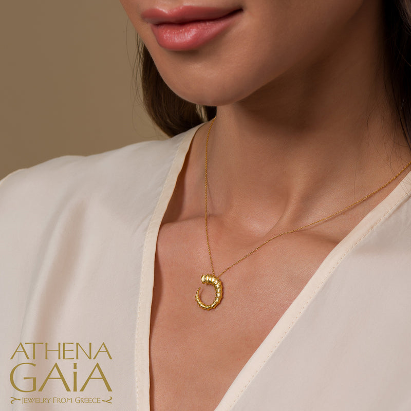 Ram Horn - 18k Gold - Pendant Necklace (Small)