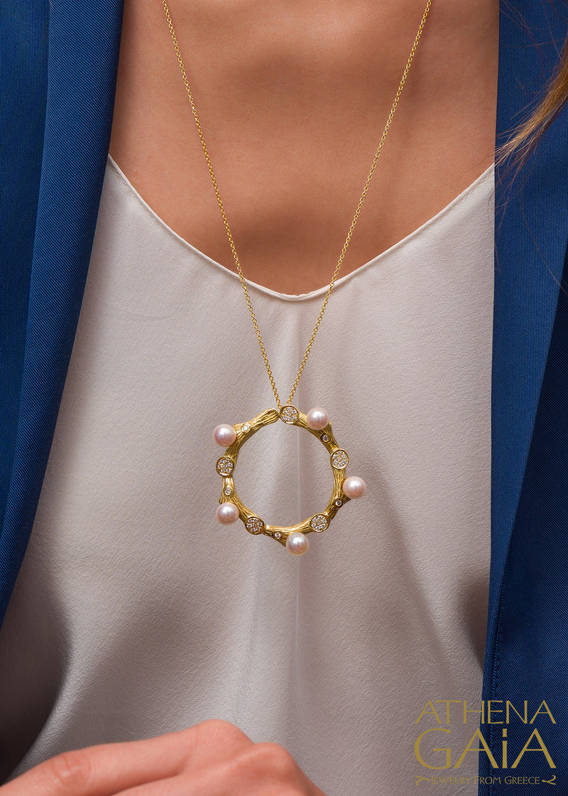 Four Seasons Winter Pearl Circle Pendant Necklace (Large) - 18k Gold - Pearl Necklace