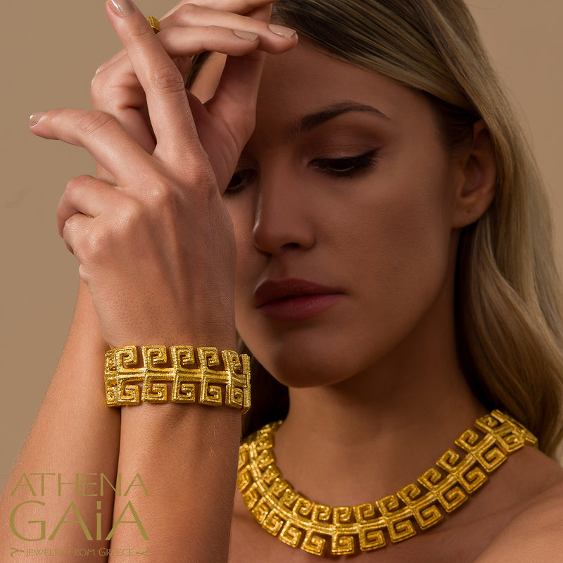 Meander Fountain Bracelet - 18k Gold Bracelet