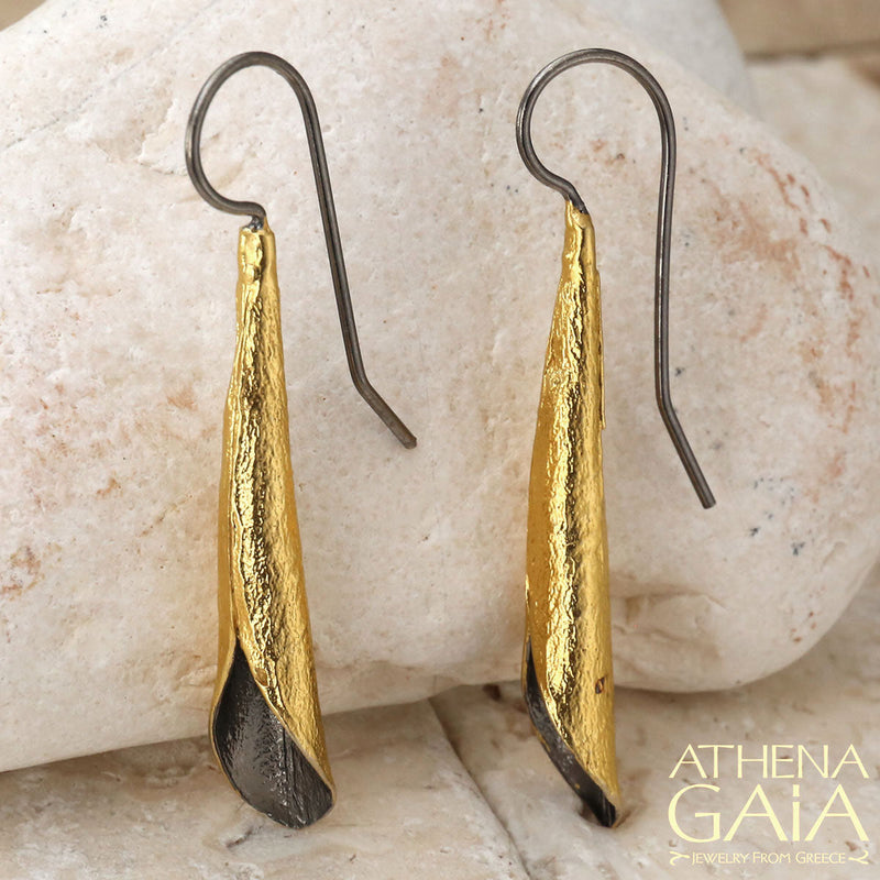 Curled Leaf Vase Pendant - Gold Plated Sterling Silver Necklace