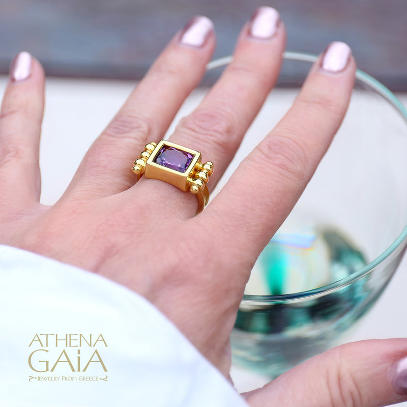 Shadow and Light Amethyst Ring - 18k Gold Ring - Cocktail Ring