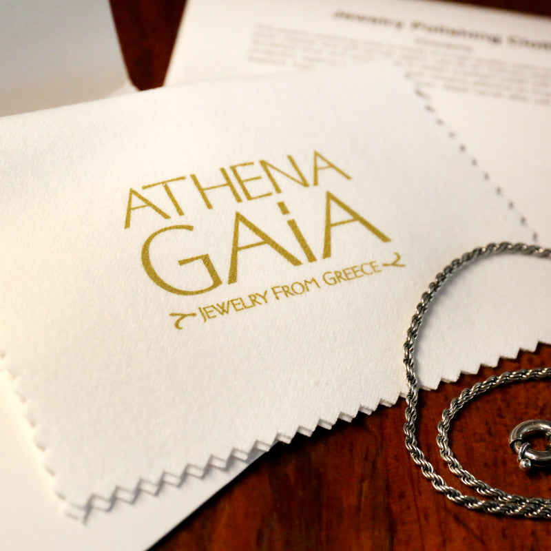 Preserve The Look: Anti-Tarnish Silver Polishing Cloth