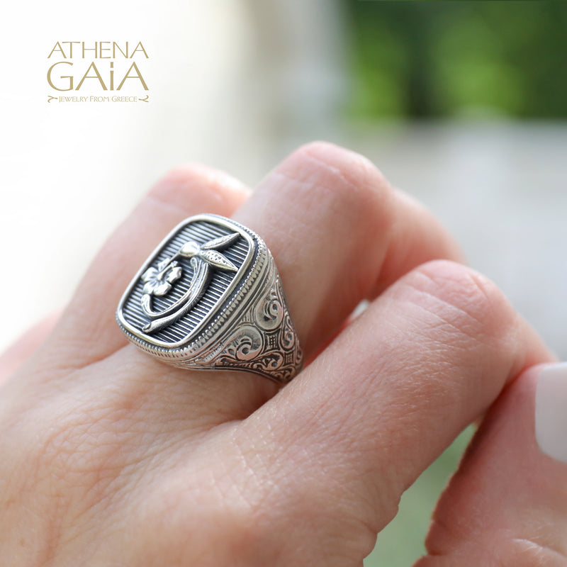 Hummingbird Talisman Ring- Sterling Silver Ring - Signet Ring