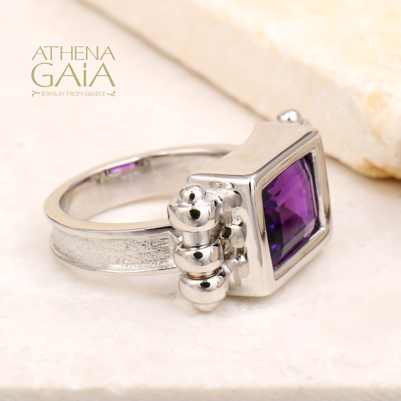 Shadow and Light Amethyst Ring - 18k Gold Ring - Cocktail Ring