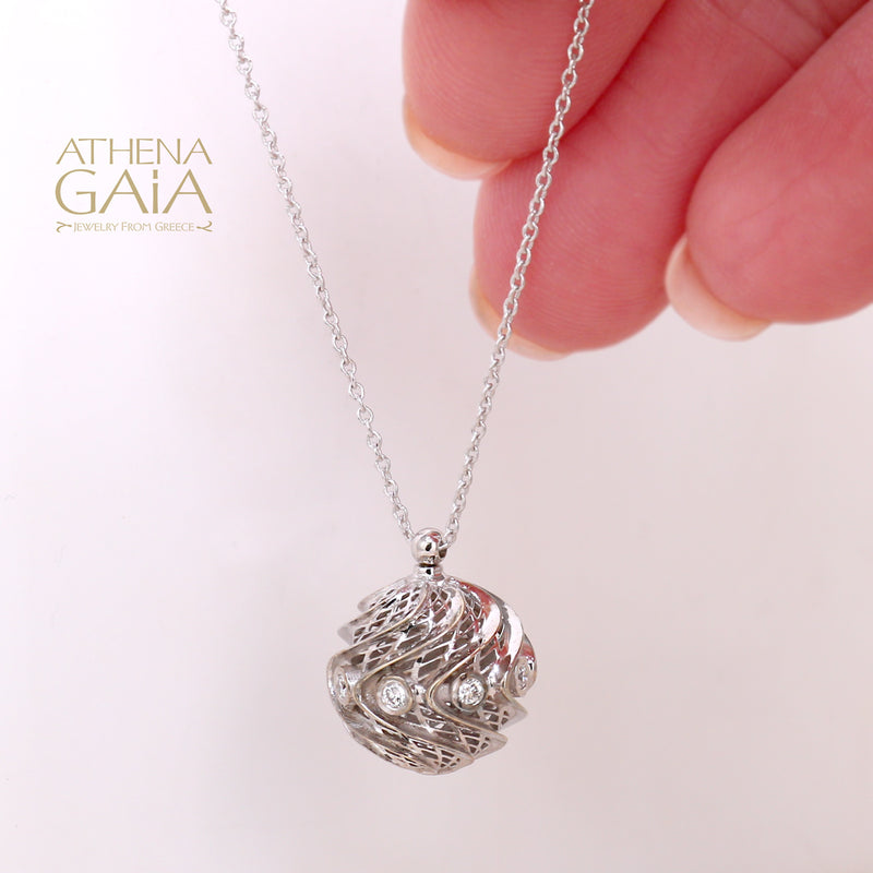 Celestial Moon Swirl Pendant Necklace - 18k Gold Necklace