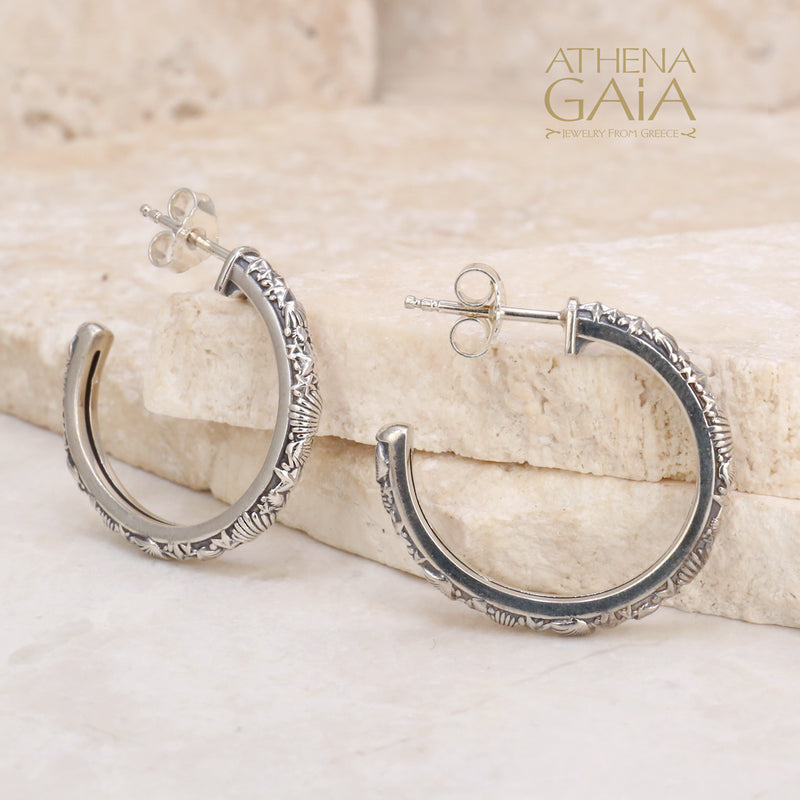 Small Shells And Starfish Earrings - Sterling Silver - Hoop Earrings