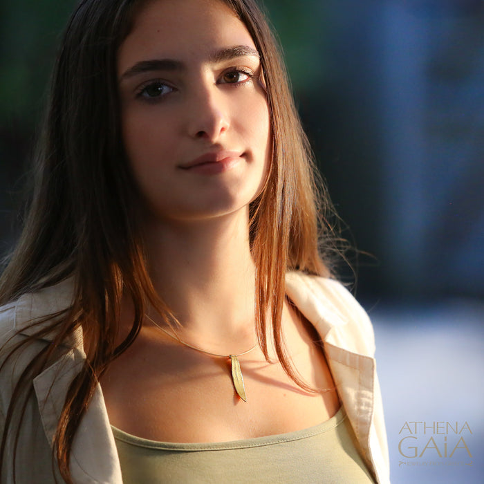 Short Leaf Curve Necklace - Gold Plated Sterling Silver Necklace