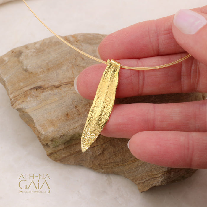 Short Leaf Curve Necklace - Gold Plated Sterling Silver Necklace