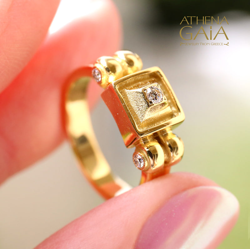 Shadow and Light Ring - 18k Gold Ring - Cocktail Ring