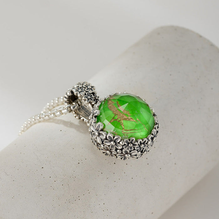 Pop Rocks Wild Flower Anthemis Bezel Round Pendant - Sterling Silver Pendant