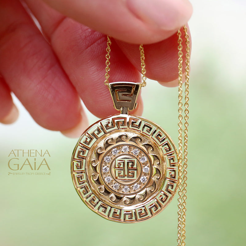 Mythical Argonaut Meander Pendant Necklace - 18k Gold Necklace