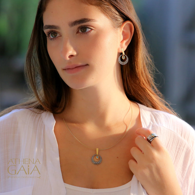 Topaz Pebble Wrap Ring - Sterling Silver Ring