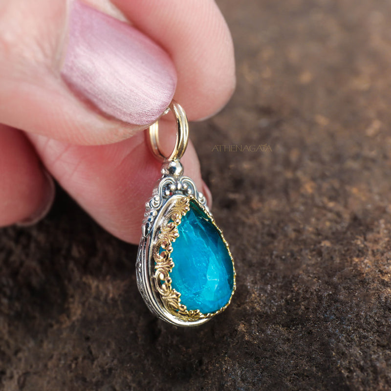 Pop Rocks Teardrop Pendant - 18k Gold Pendant