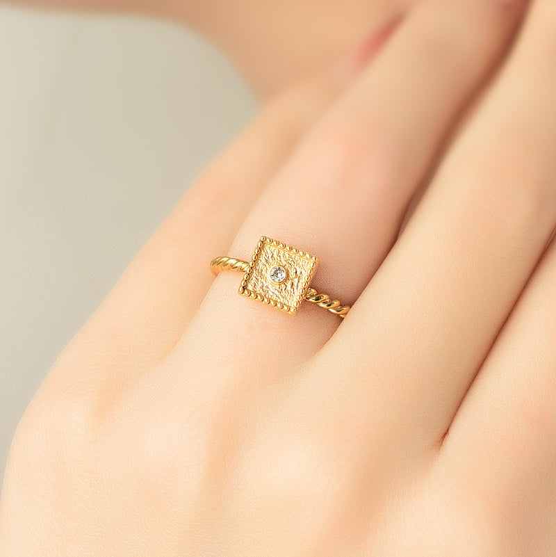 Geometric Twisted Band Square Ring - 18k Gold Ring