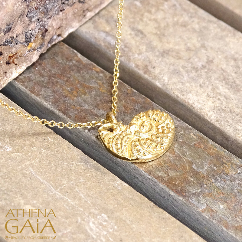 Seashell Boardwalk Necklace - 14k Gold Necklace