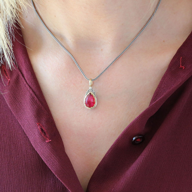 Pop Rocks Teardrop Pendant - 18k Gold Pendant