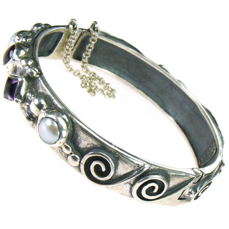 Evangelatos Narrow Spring Meadow Bangle Bracelet