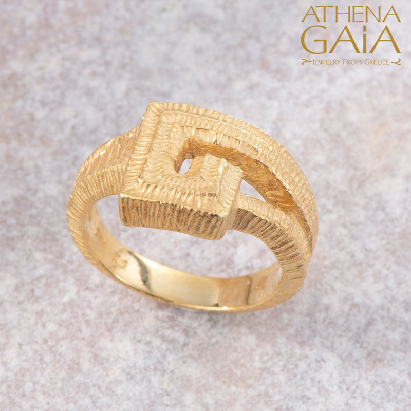 Meander Ring - 18k Gold Ring - Cocktail Ring