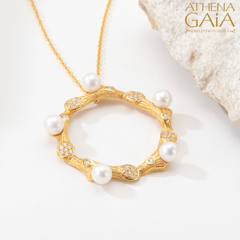 Four Seasons Winter Pearl Circle Pendant Necklace (Large) - 18k Gold - Pearl Necklace