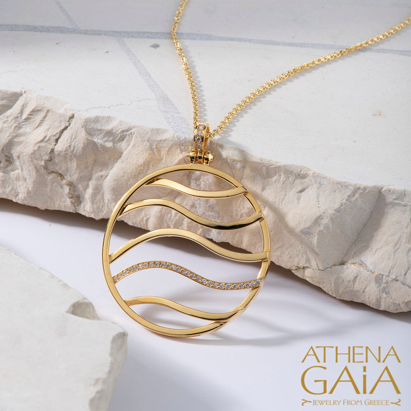 Four Seasons Summer Pendant Necklace - 18k Gold Necklace