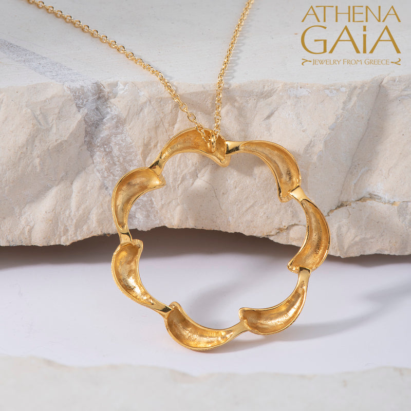 Ocean Waves Pendant Necklace (Large) - 18k Gold Necklace