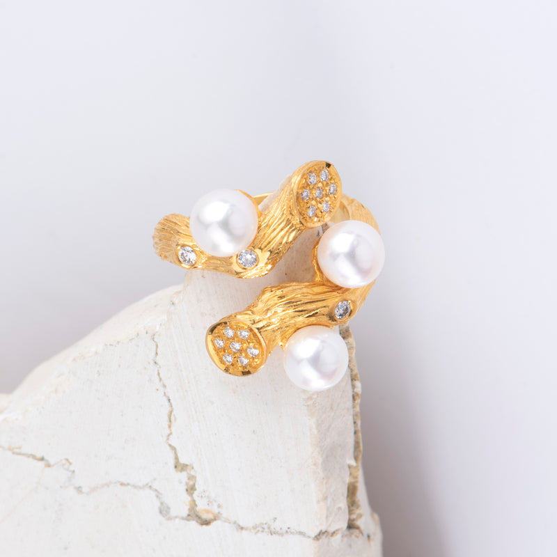 Four Seasons Winter Pearl Ring - 18k Gold Ring - Cocktail Ring