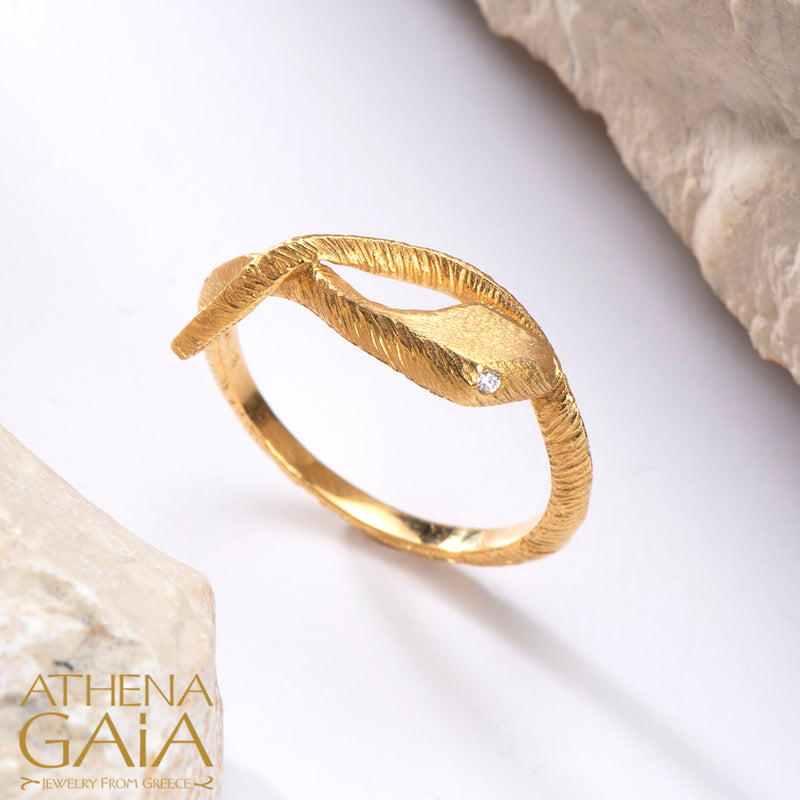 Mythology Snakes Diamond Eye Band Ring - 18k Gold Ring