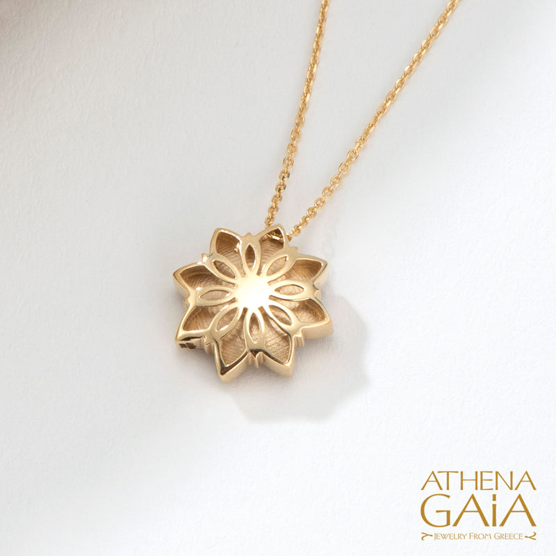 Stars Single Flower Enamel Pendant Necklace - 18k Gold Necklace