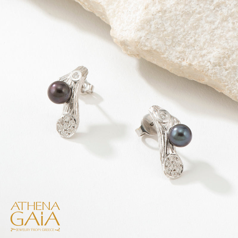 Four Seasons Winter Pearl Earrings (Large) - 18k Gold Earrings