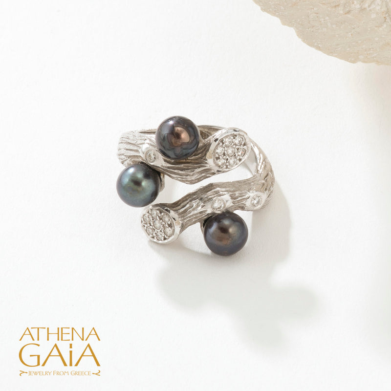 Four Seasons Winter Pearl Ring - 18k Gold Ring - Cocktail Ring