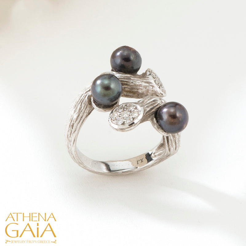 Four Seasons Winter Pearl Ring - 18k Gold Ring - Cocktail Ring