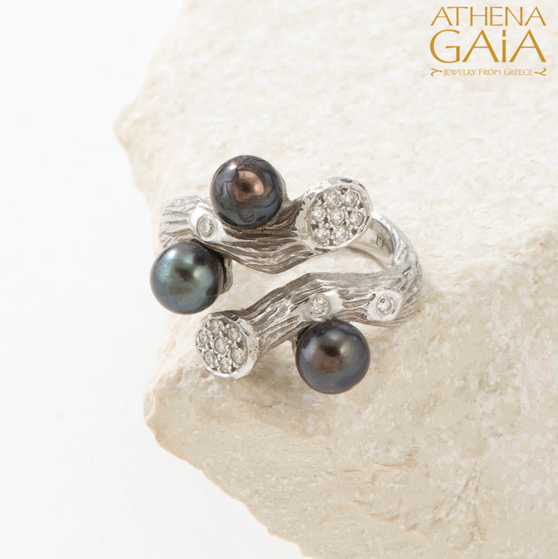 Four Seasons Winter Pearl Ring - 18k Gold Ring - Cocktail Ring