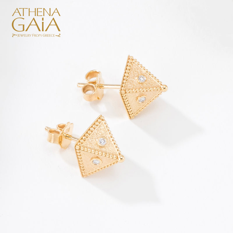 Geometric Diamond Pyramid Earrings - 18k Gold - Stud Earrings