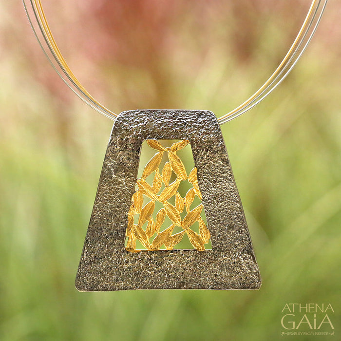 Olive Grove Isotrap Pendant