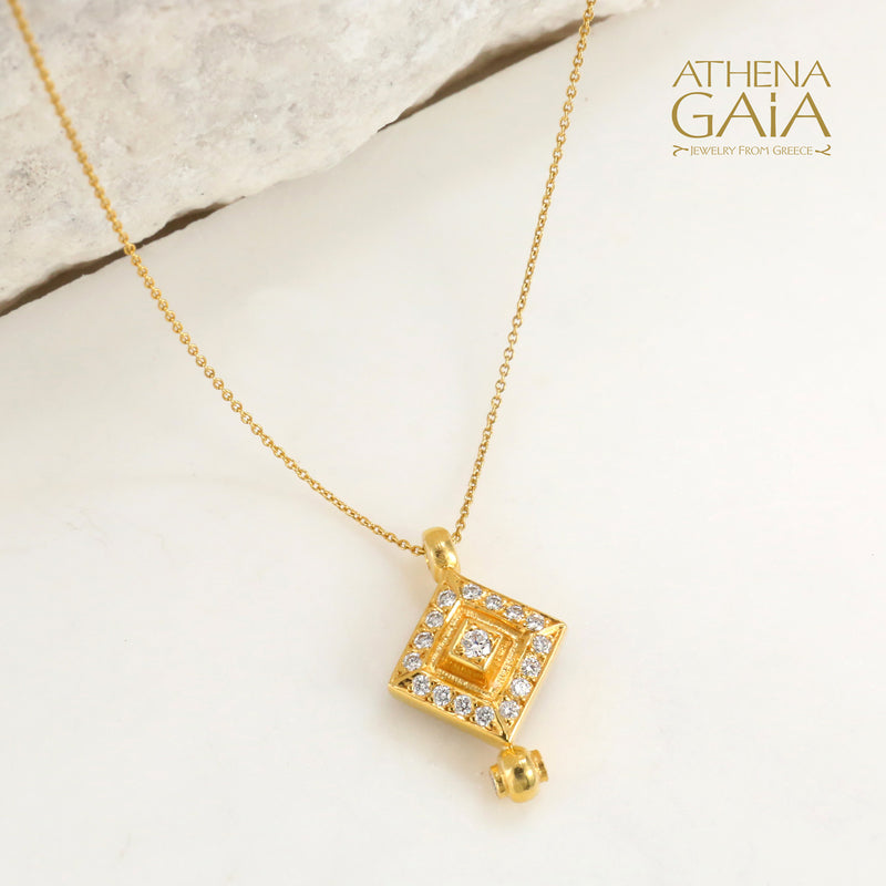 Shadow And Light Pendant Necklace - 18k Gold Necklace