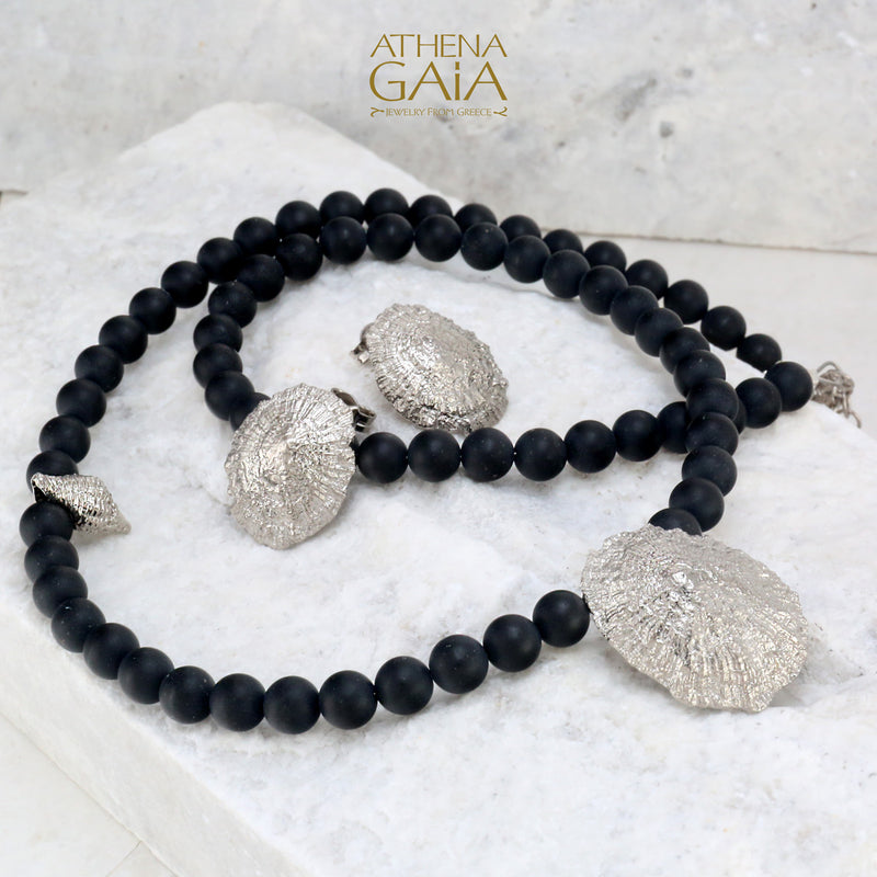 Seashell Silver and Onyx Necklace - Sterling Silver Necklace