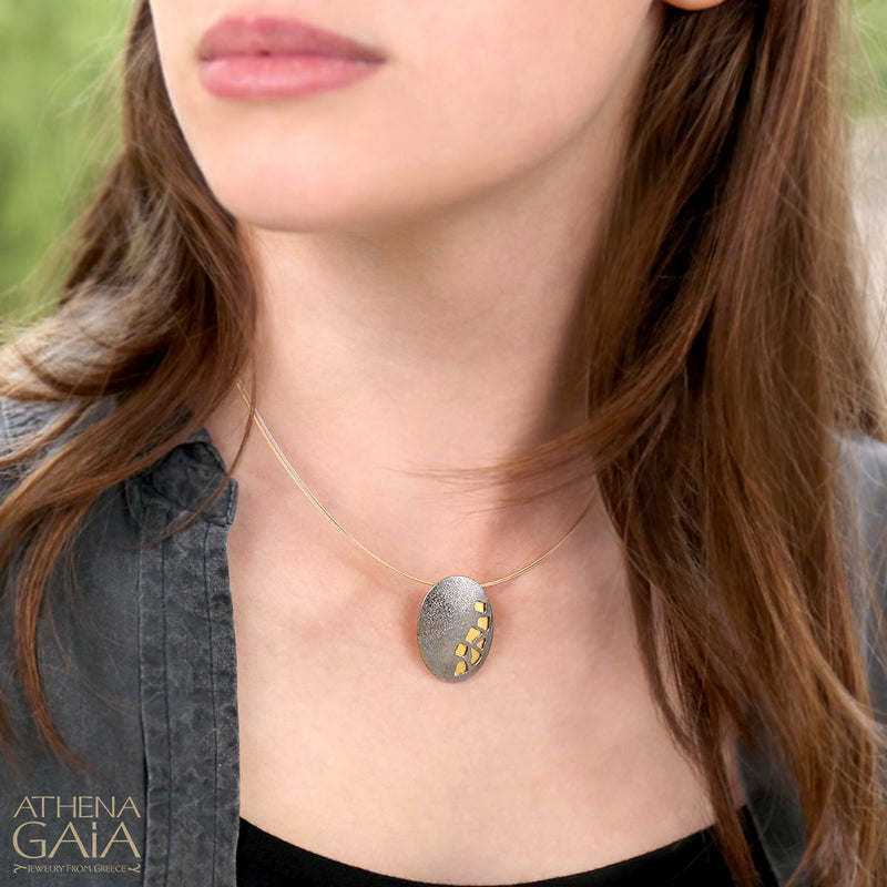 Oval River Stones Necklace - Gold Plated Sterling Silver Necklace