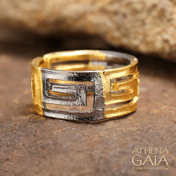 Stilvi Greek Key Bold Meandros Ring