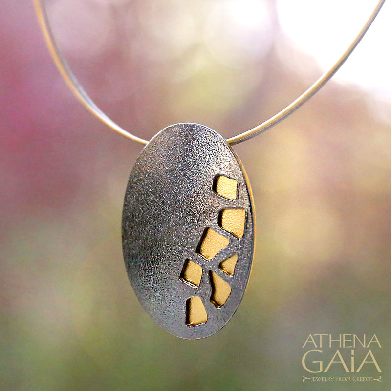 Oval River Stones Necklace - Gold Plated Sterling Silver Necklace